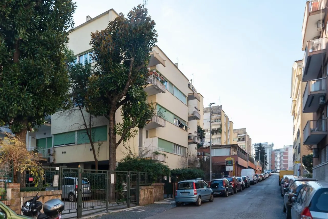 San Pietro Cozy Apartment With Terrace! Roma Italia